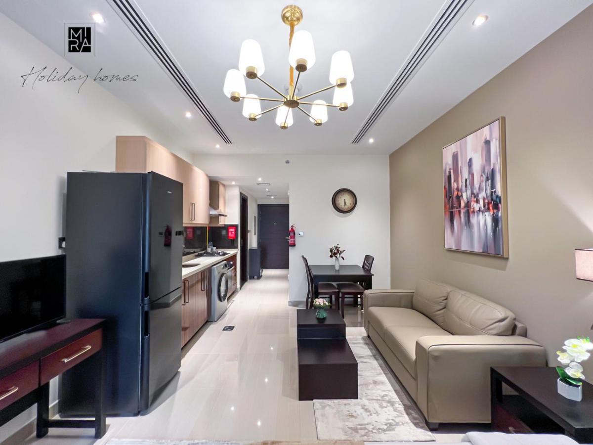 Mira Holiday Homes - Newly Furnished Studio In Downtown 두바이 외부 사진