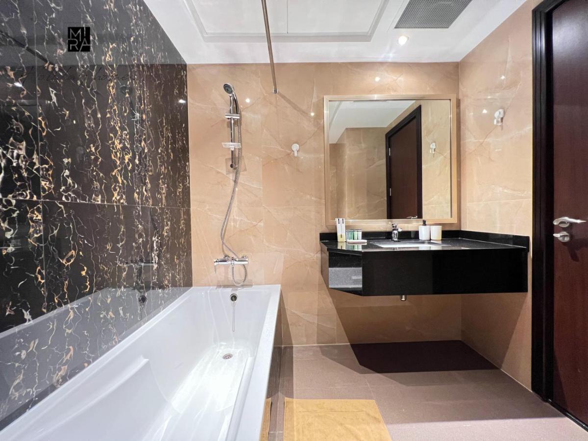 Mira Holiday Homes - Newly Furnished Studio In Downtown 두바이 외부 사진